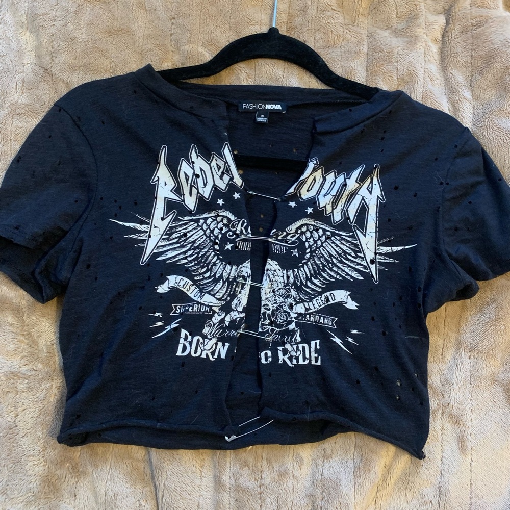 Fashion nova distressed shirt